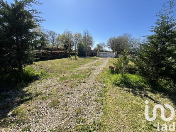 Longère 4 pièces de 104 m² à Châtillon-sur-Thouet (79200)