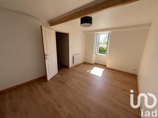 Longère 4 pièces de 104 m² à Châtillon-sur-Thouet (79200)