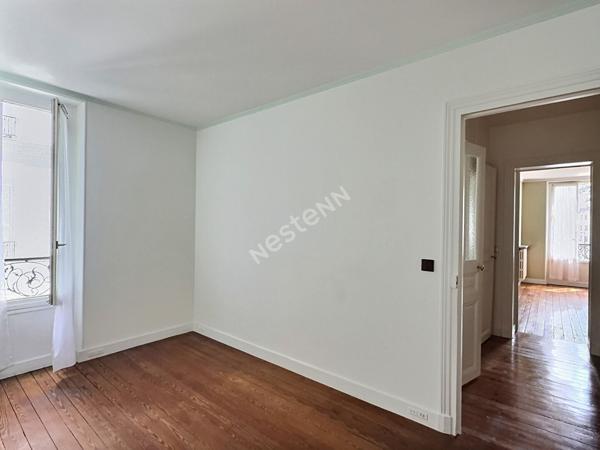 Appartement lumineux de 3 pièces à vendre - Dernier étage à Paris 12ème