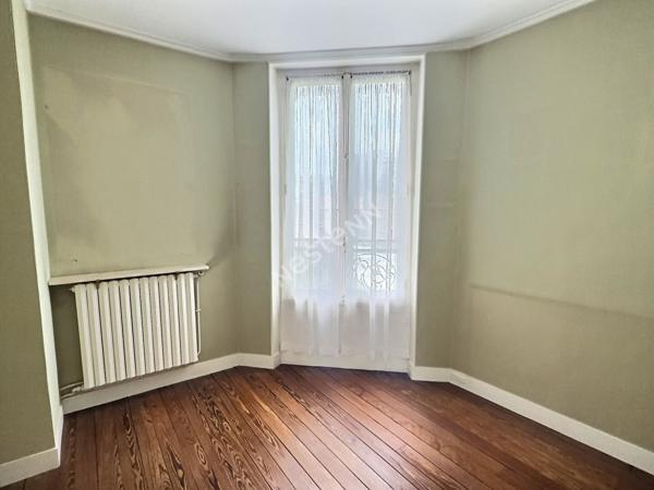 Appartement lumineux de 3 pièces à vendre - Dernier étage à Paris 12ème