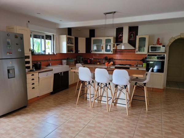 Grande maison en bois