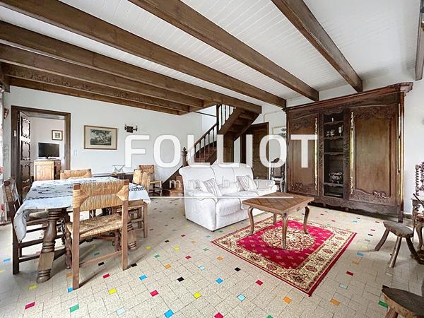 Maison à vendre à Beauchamps - 7 pièces, 145 m², terrain 1843 m²