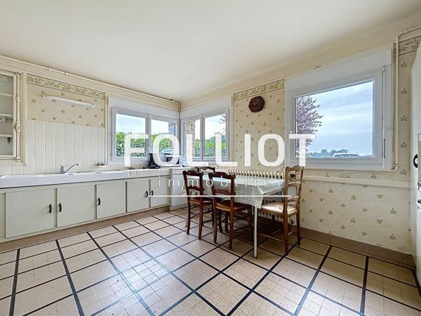 Maison à vendre à Beauchamps - 7 pièces, 145 m², terrain 1843 m²
