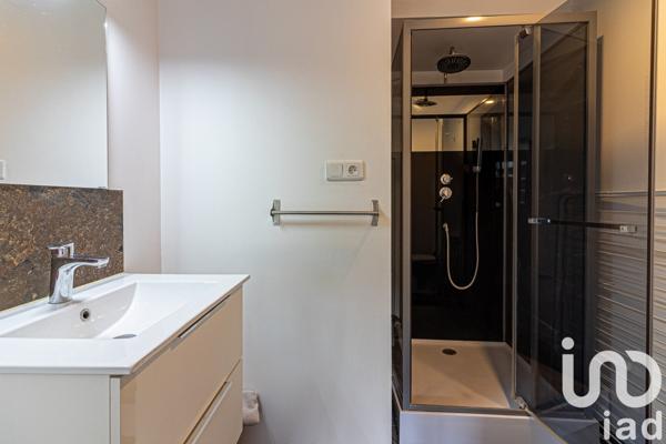 Maison de ville 6 pièces de 111 m² à Oullins (69600)