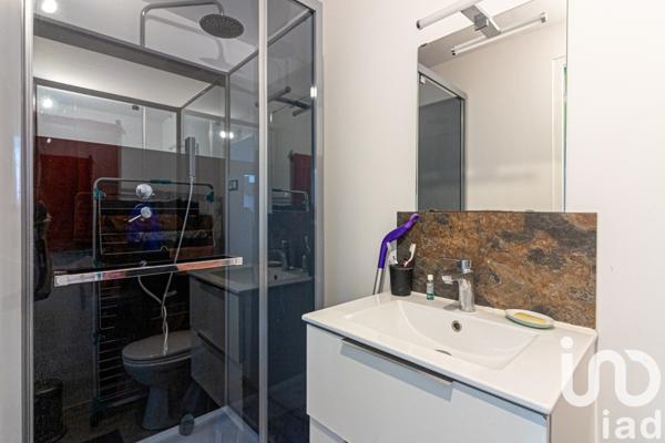 Maison de ville 6 pièces de 111 m² à Oullins (69600)