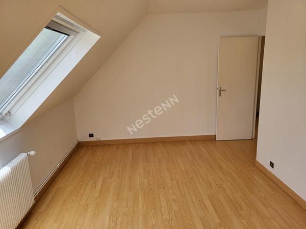 Maison  6 pièce(s) 131.90 m2