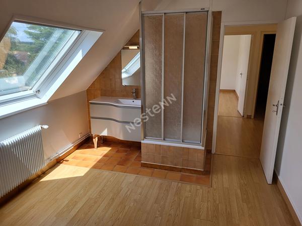 Maison  6 pièce(s) 131.90 m2