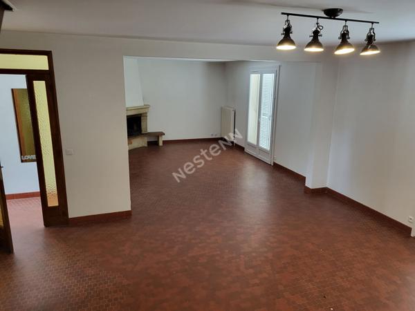 Maison  6 pièce(s) 131.90 m2