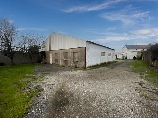 Bâtiment 250m² Challans