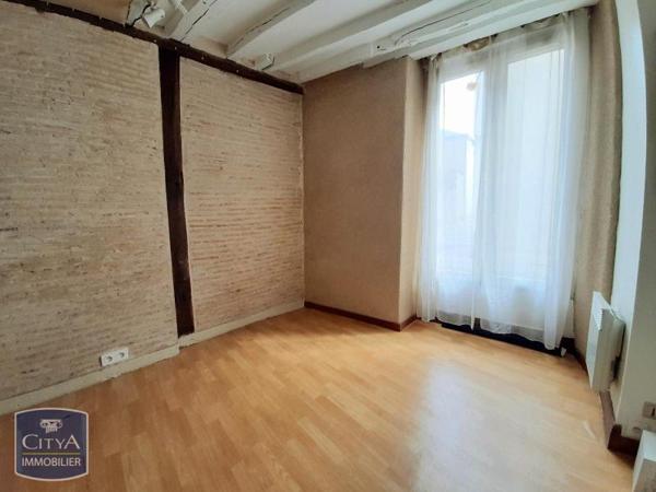 Appartement à louer 2 pièces 35.2m² Châteauroux (36000)