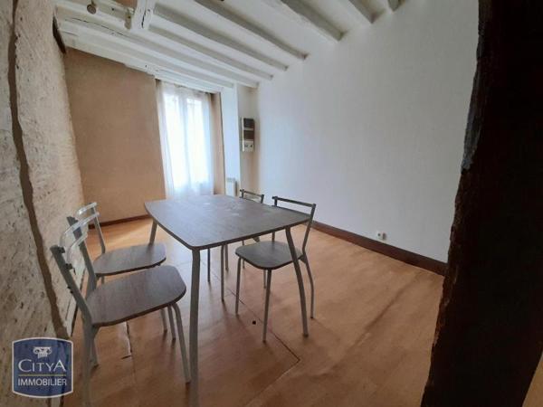 Appartement à louer 2 pièces 35.2m² Châteauroux (36000)
