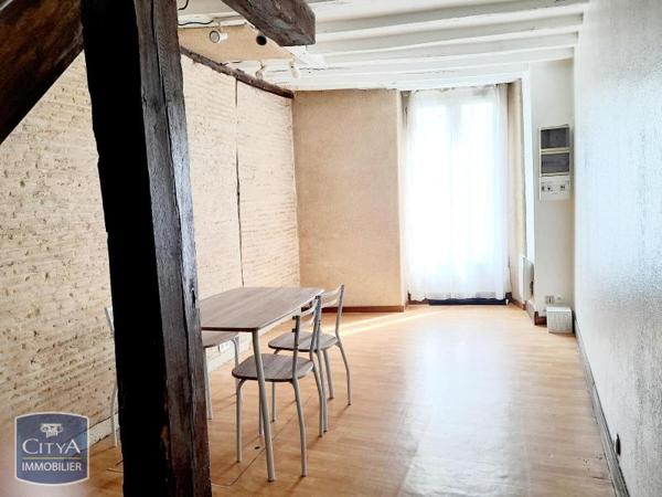 Appartement à louer 2 pièces 35.2m² Châteauroux (36000)