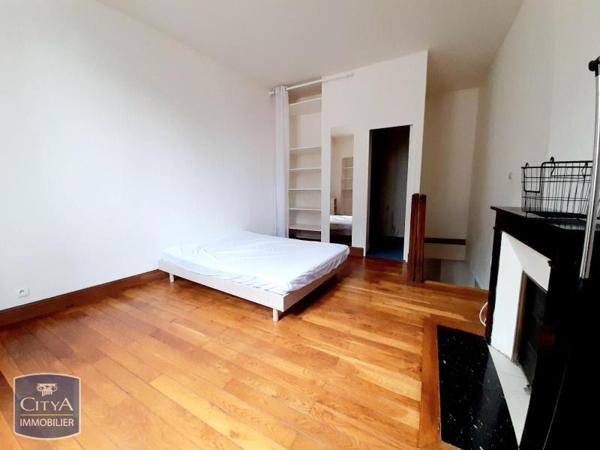 Appartement à louer 2 pièces 35.2m² Châteauroux (36000)