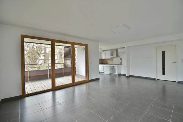 Appartement T3 de 72m² avec garage dans résidence récente