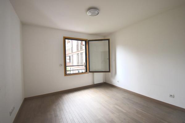 Appartement T3 de 72m² avec garage dans résidence récente