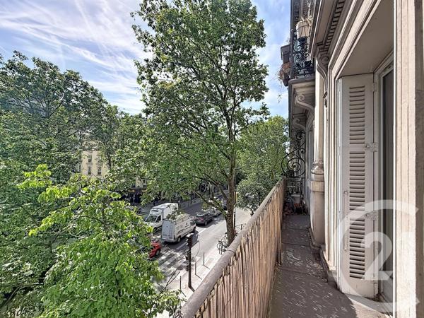 Appartement F3 à vendre  3 pièces - 62,22 m 2   PARIS  - 75018