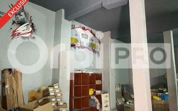 Immeuble à vendre    1 pièce •  Pointe-à-Pitre