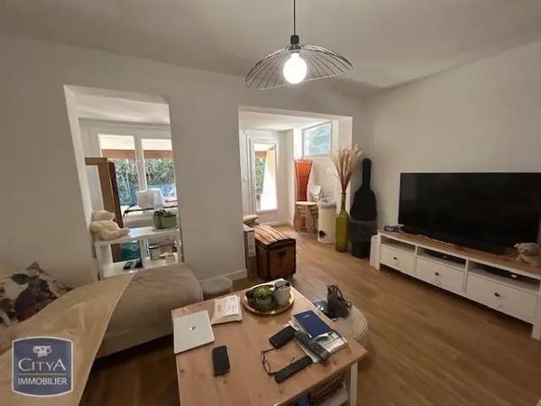 Maison à louer 4 pièces 78.9m² Aix-en-Provence (13100)
