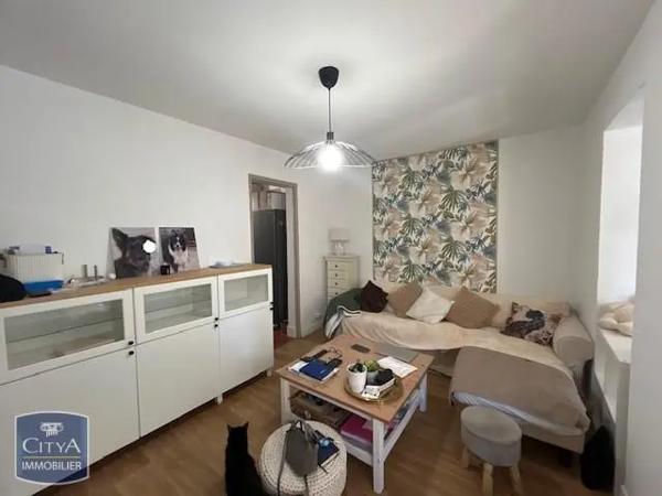 Maison à louer 4 pièces 78.9m² Aix-en-Provence (13100)