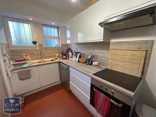 Maison à louer 4 pièces 78.9m² Aix-en-Provence (13100)