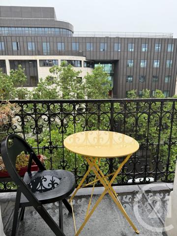 Appartement F2 Bis à vendre  2 pièces - 56,28 m 2   PARIS  - 75012