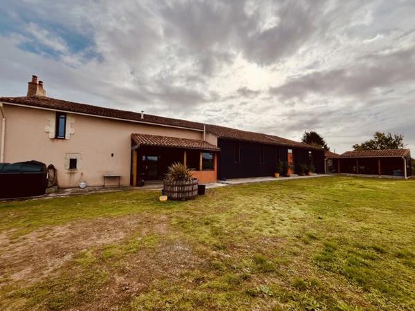 Maison à vendre |  Cersay |  9 pièces | 326 m²