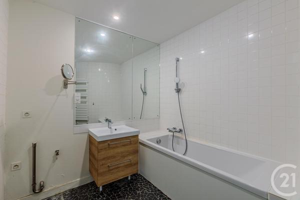 Appartement F4 à vendre  4 pièces - 94,50 m2 PARIS - 75011