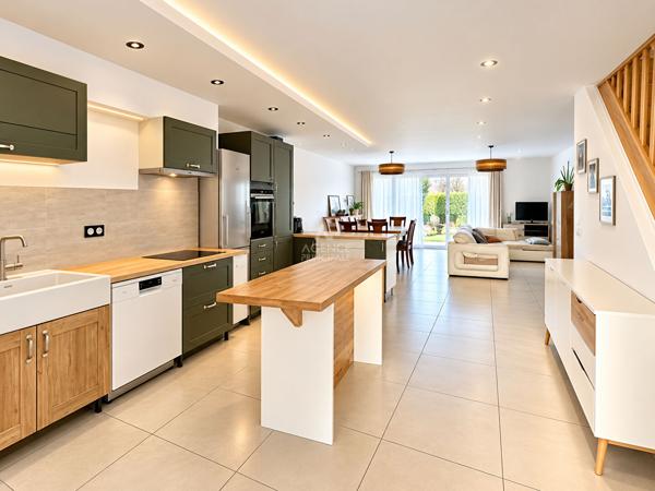 Maison Conflans Sainte Honorine 6 pièce(s) 117 m2 430 000 € **  - Référence  8444