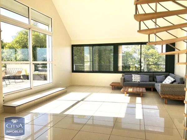 Location appartement Bourges (18000) 5 pièces 246.07m²