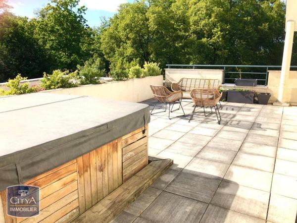 Location appartement Bourges (18000) 5 pièces 246.07m²