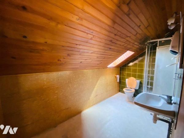 Maison individuelle 6 pièces avec beau potentiel – 125 000 €