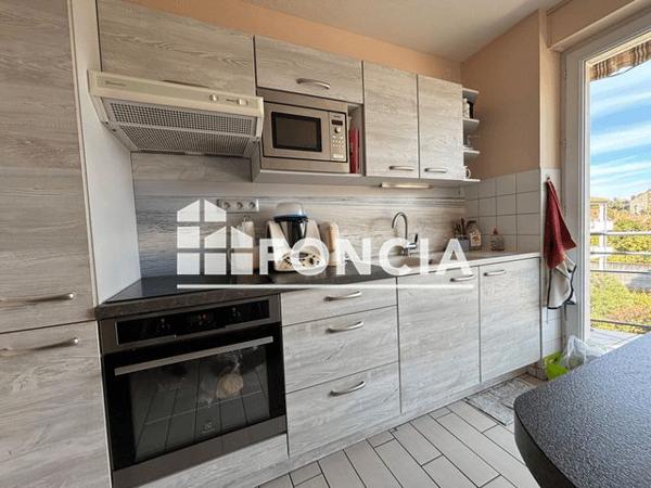 À vendre Appartement 3 pièces 77.28 m² - Niort 79000