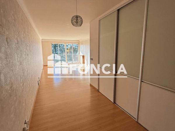 Location Appartement 3 pièces 76.55 m² - Pau 64000