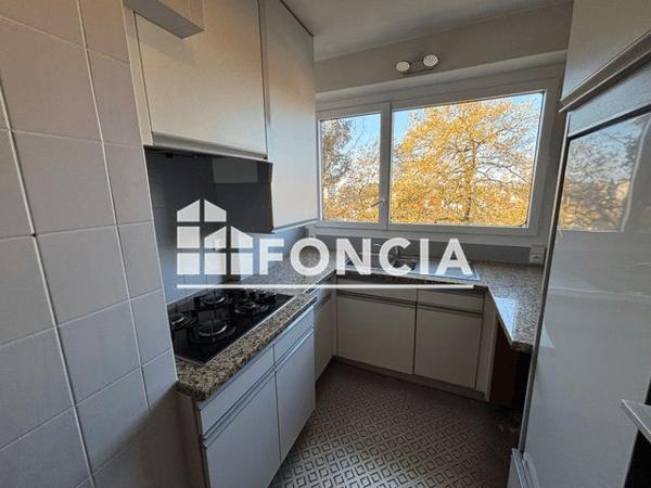 Location Appartement 3 pièces 76.55 m² - Pau 64000