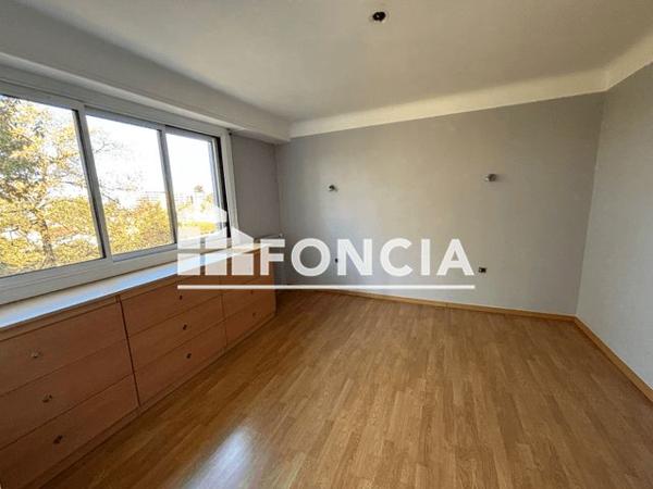 Location Appartement 3 pièces 76.55 m² - Pau 64000
