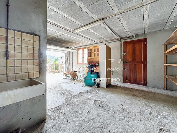 Saint-Jean-du-Bruel (12230) Maison familiale de 162,8 m² habitables à Saint-Jean-du-Bruel