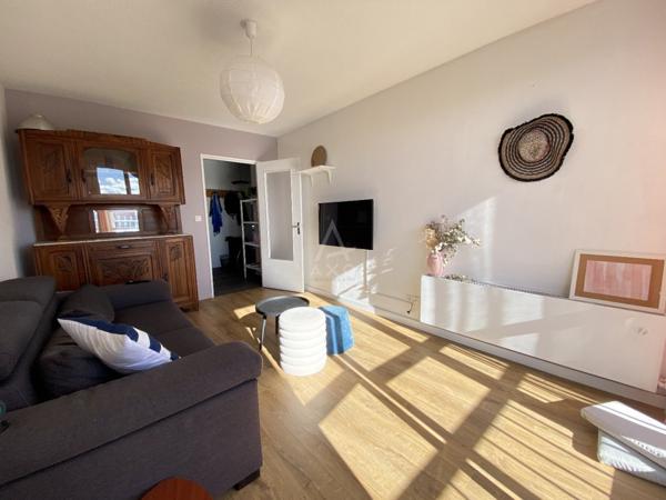 Superbe T2 traversant de 50m² avec vue imprenable sur Toulouse