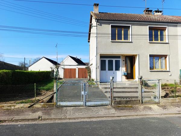 Maison 4 pièces – 82 m² – 3 chambres – Garages, atelier – Fort potentiel