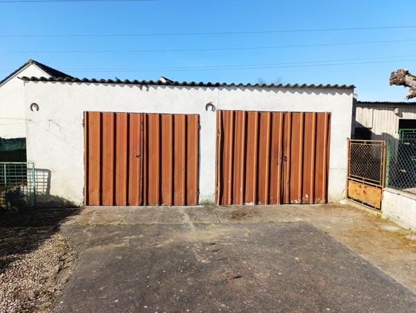 Maison 4 pièces – 82 m² – 3 chambres – Garages, atelier – Fort potentiel