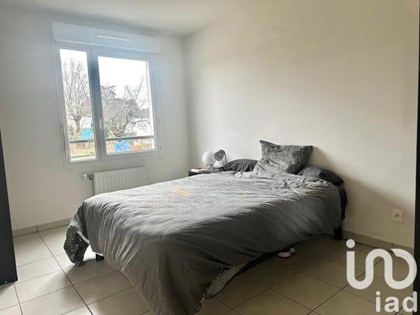 Appartement 2 pièces de 42 m² à Vénissieux (69200)