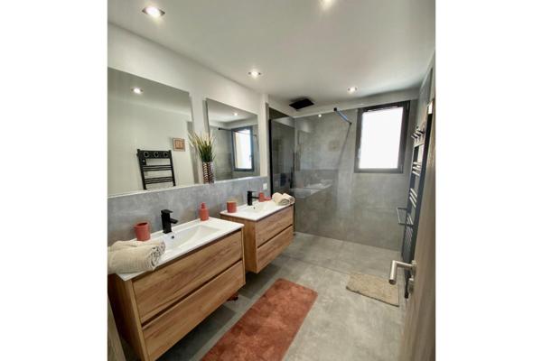 A VENDRE : Maison à ZONZA • • 1 395 000 € FAI • Réf. 851