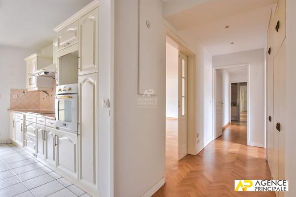 Maisons-laffitte - 5 pièce(s) - 106 m² - hyper centre - face cinéma - ascenseur €699 000 ** - Référence 4467-cpy-cpy-cpy