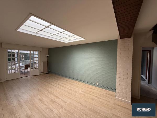 INVESTISSEMENT - IMMEUBLE MIXTE - COMMERCE + HABITATION