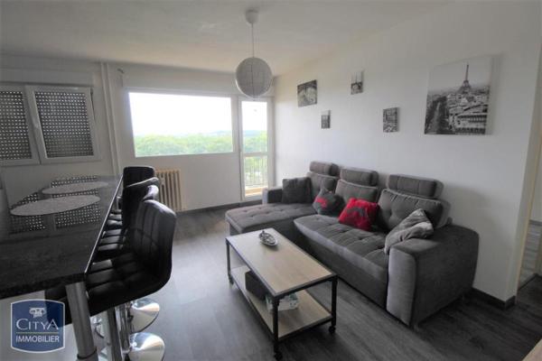 Appartement à louer 2 pièces 39.6m² Chartres (28000)