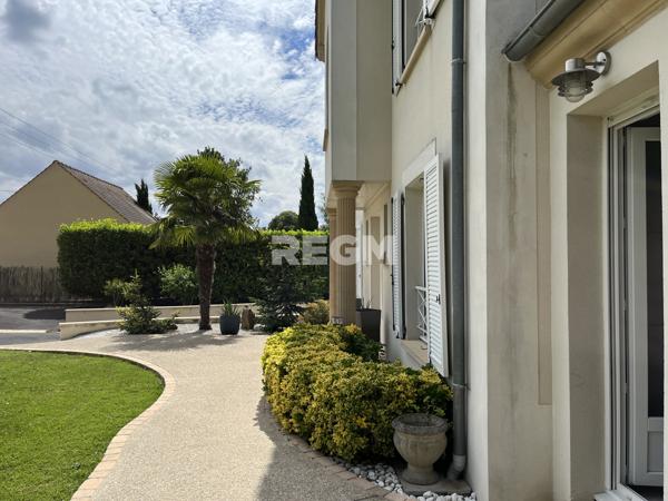 Milly-la-Forêt (91490) Maison familiale de 215 m² dont un appartement proche Barbizon et Milly la forêt