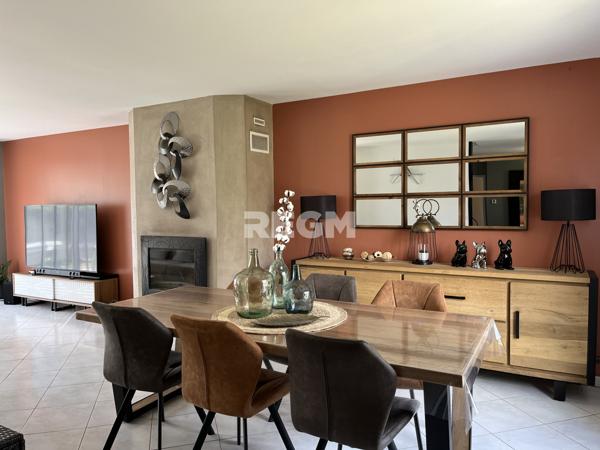 Milly-la-Forêt (91490) Maison familiale de 215 m² dont un appartement proche Barbizon et Milly la forêt