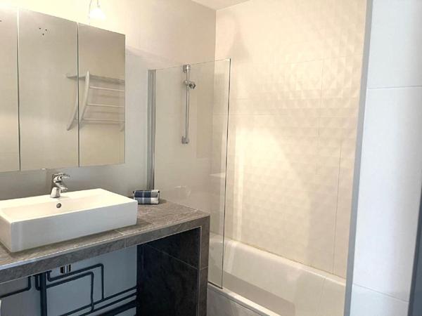 A VENDRE Exceptionnel - Exclusivité, grand Appartement T4 - T5  à Tassin La Demi Lune  limite Point du jour