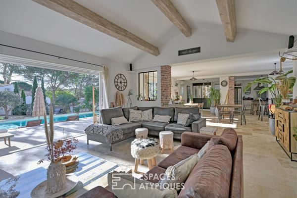 Là où le temps s’arrête, propriété de 2 maisons au coeur de la pinède