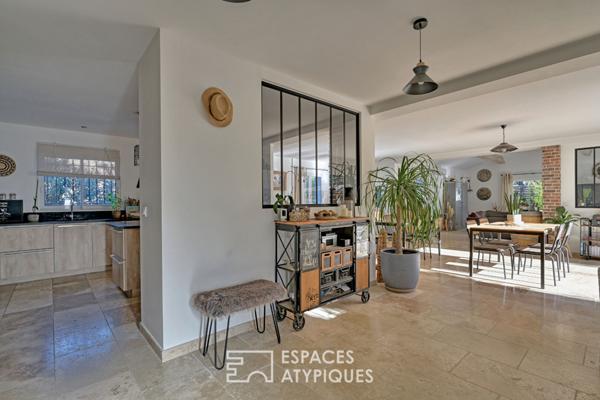 Là où le temps s’arrête, propriété de 2 maisons au coeur de la pinède