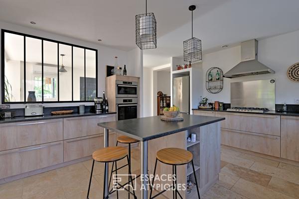 Là où le temps s’arrête, propriété de 2 maisons au coeur de la pinède